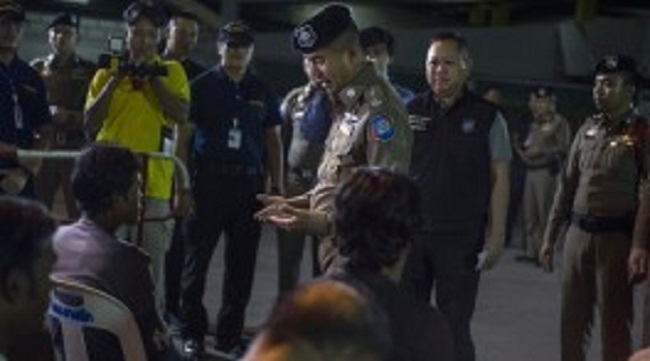 மலேசியாவில் தேடுதல் வேட்டை!  36 வெளிநாட்டினர் கைது!!