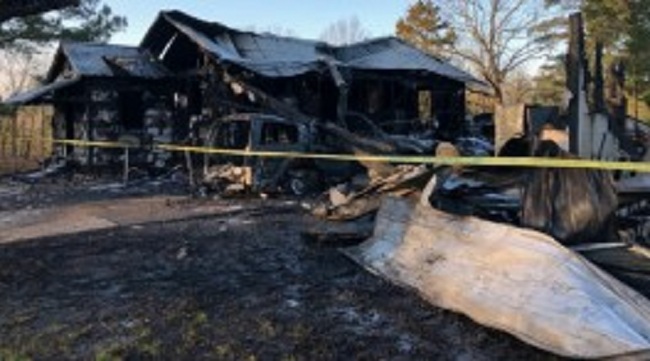 6 பிள்ளைகளுடன் தீயில் கருகி பலியான தாயார்!