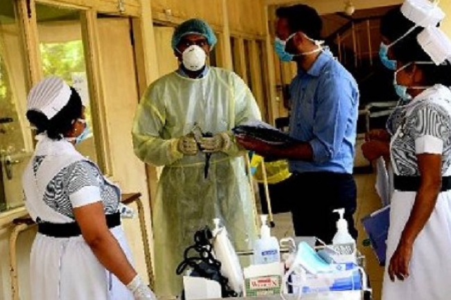 சுகாதார சேவை உத்தியோகத்தர்களின் பாதுகாப்பு உபகரணங்களில் பற்றாக்குறை!