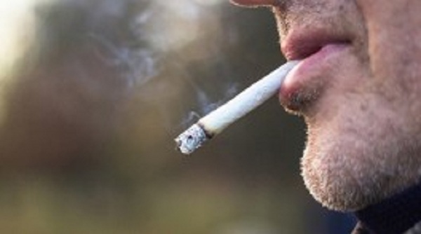 புகைப்பிடித்தல் கொரோனாவைத் தடுக்குமா?