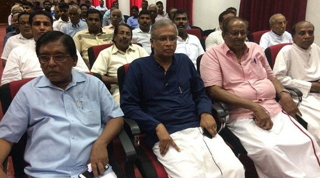 சுமந்திரன் செய்த முகம் சுழிக்க வைக்கும் செயற்பாடு!