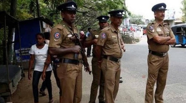 யாழ் காரைநகரில் குடும்பமே சேர்ந்து செய்த பாதக செயல்!  3பேர் கைது!