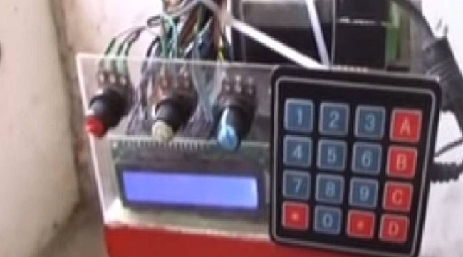 கொடிய கொரோனாவை கண்டுபிடிக்கும் கருவியை கண்டுபிடித்த…. இலங்கை இளைஞன்!