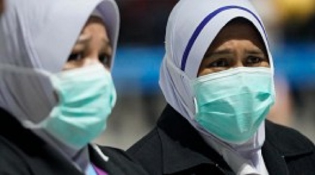 அமெரிக்காவை ஆட்டிப் படைக்கும் கொரோனா! ஒரே நாளில் 2ஆயிரத்து 333 பேர் பலி!!