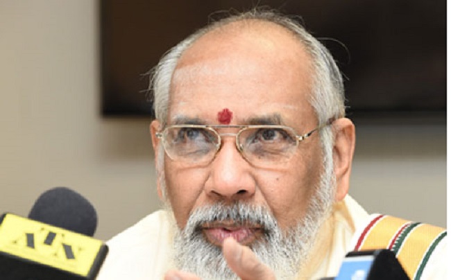 மக்கள் அரசியலுக்கு மக்களிடம் பணம் கோருவதில் தவறில்லை; செல்வந்தர்களிடம் இரகசியமாக பணம் வாங்கி, அவர்களின் கைப்பொம்மையாக தயாரில்லை…..