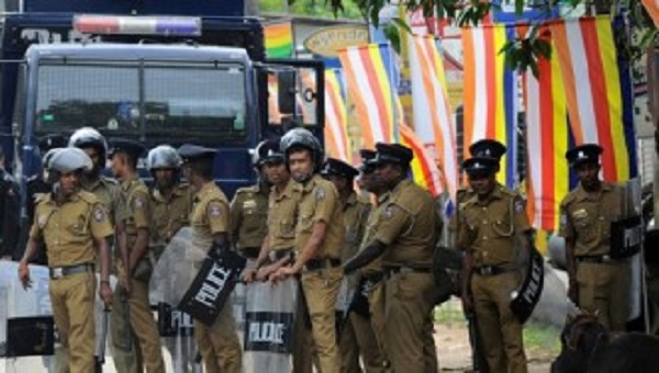 நாடு முழுவதும் தீவிர கண்கானிப்பில் பொலிஸார்!