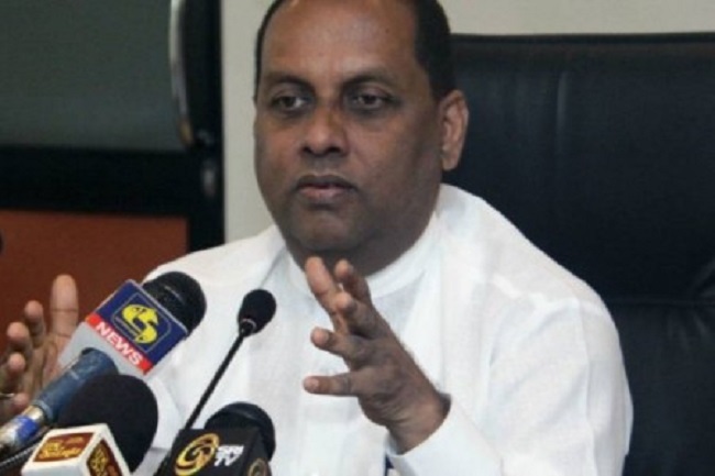 இலங்கையில் அரசியல்வாதிகளி வீடுகளுக்கு இலவசமாக சென்ற மீன் பொதிச் சேவை… வெளியான தகவல்!