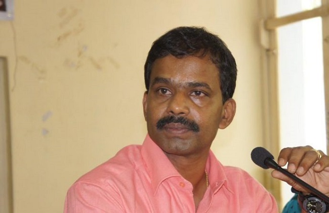 மோடி நிற்பது கொழும்புடன்; தமிழர் தலையில் மிளகாய் அரைக்கும் சம்பந்தன்!