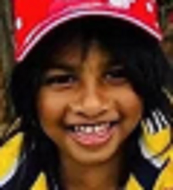 ஈவு இரக்கம் இன்றி பெற்ற மகளை கத்தியால் குத்தி கொன்றுவிட்டு, தானும் தற்கொலை முயற்சி செய்த கொடூர தாய்!