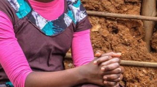 12 வயது சிறுமியை ஒரே மாதத்தில் இரண்டு ஆண்களுக்கு திருமணம் செய்து வைத்த தந்தை….