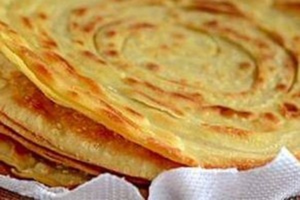 சுவரேறி எகிறி குதித்து பரோட்டா வாங்கி திரும்பிய கொரோனா நோயாளி!