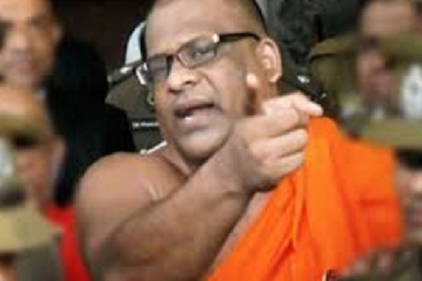 பிரதமர் மஹிந்த ராஜபக்ஷக்கு எச்சரிக்கை விடுத்த ஞானசாரதேரர்!