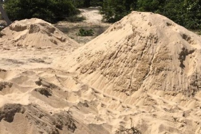 வடமராட்சியில் மணலை பாதுகாக்க வந்தவர்களே… கொள்ளையிடும் அவலம்! வெளியான பல திடுக்கிடும் தகவல்கள்