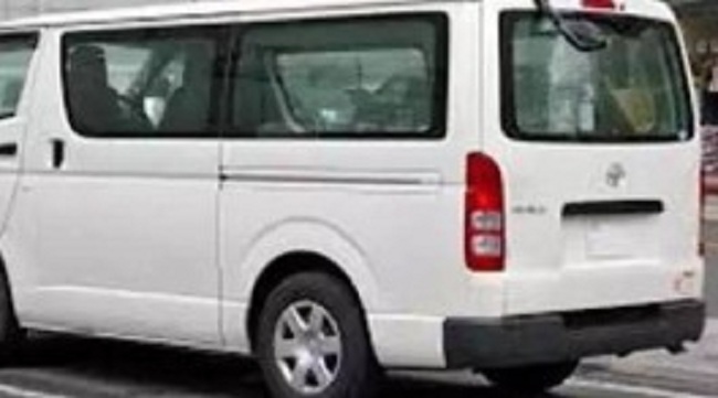 யாழில் வெள்ளை வானில் கடத்தப்பட்ட யுவதி மீட்பு!