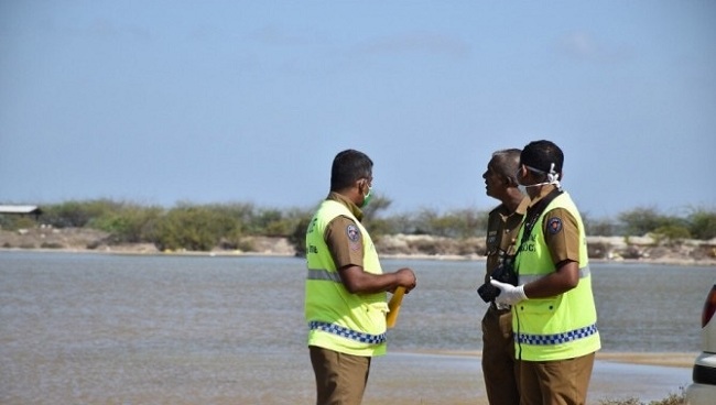 காயங்களுடன் பெண் ஒருவரின் சடலம் மீட்பு