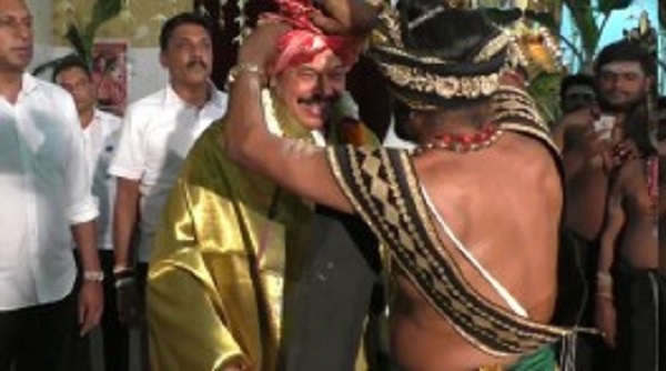 பொதுத்தேர்தலில் அமோக வெற்றி பெற்ற பொதுஜன பெரமுனவிற்கு இந்துமத குரூபீடாதிபதி ஆசி!