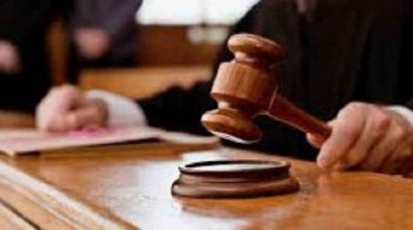 போதைப்பொருள் வர்த்தகர்களுடன் தொடர்புக்கொண்டு வர்த்தகத்தில் ஈடுபட்டதாக குற்றம் சுமத்தப்பட்டிருந்த 13 பொலிஸாருக்கு விளக்கமறியல்!