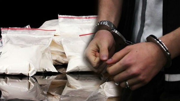 ஹெரோயின் மற்றும் இராணுவச் சீருடை மற்றும் பணங்களை வைத்திருந்த நபர் கைது!