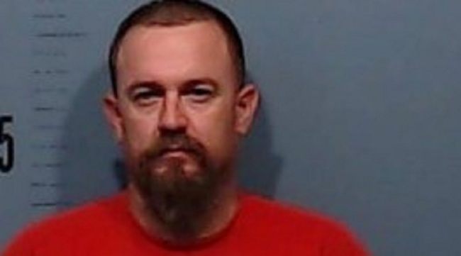 இரண்டு மாதங்களாக 14 வயது சிறுமிக்கு தினமும் நடந்த கொடுமை! வெளிவந்த உண்மை….