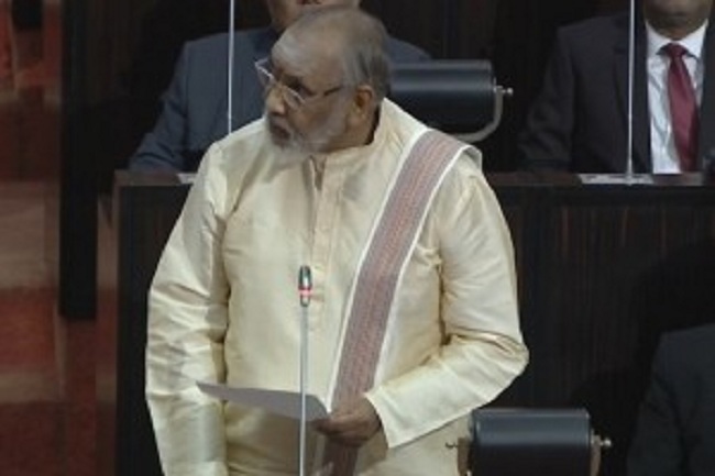 தலைவர் பிரபாகரனின் பெரிய தந்தையாவதற்கே விக்னேஸ்வரன் முயற்சி!