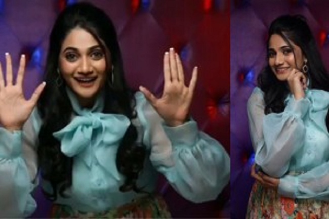 மார்டன் உடையில் ஈழத்து பெண்! மில்லியன் ரசிகர்களை கிரங்க வைத்த லொஸ்லியா…