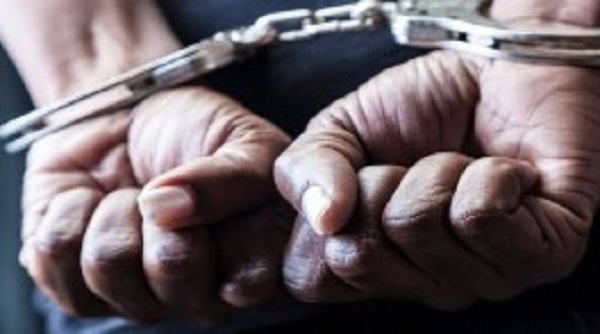 ஹெரோயின் போதைப்பொருளை எடுத்துச் செல்லும் போது ஒலுவில் பகுதியில் வைத்து இரண்டு பெண்கள் உட்பட 3 பேர் கைது!!