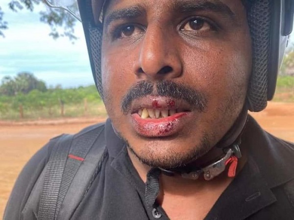 முல்லைத்தீவு ஊடகவியலாளர்கள் மீது மரக்கடத்தல்காரர்கள் கொலை முயற்சி