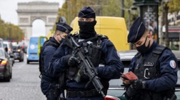 பிரான்சில் ஊரடங்கு விதிகளை மதிக்காத மக்கள்…!!