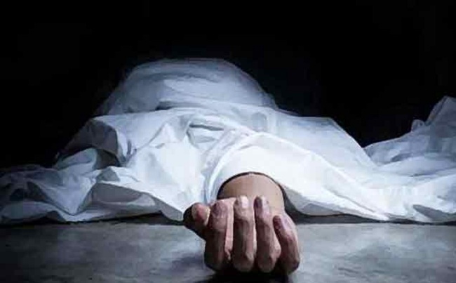 யாழில் வர்த்தக நிலையத்திற்குள்ளிருந்து சடலம் மீட்பு!.. வெளியான தகவல்