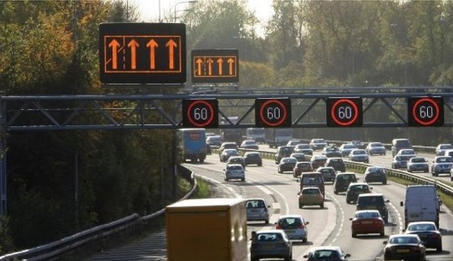 பெட்ரோல், டீசல் கார்களை தடை செய்ய இங்கிலாந்து!