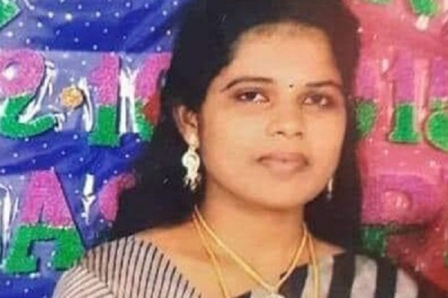 முல்லைத்தீவு மாவட்டத்தில் சடலமாக மீட்கப்பட்ட 26 வயது பெண்!