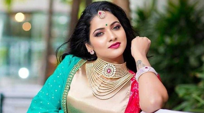 சின்னத்திரை நடிகை சித்ரா மரணம்; பிரேத பரிசோதனையில் வெளியான முக்கிய  தகவல்