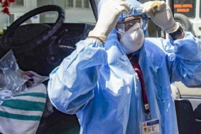 கண்டியில் சடுதியாக உயரும் கொரோனா தொற்றாளர்கள் எண்ணிக்கை…. வெளியான முக்கிய தகவல்