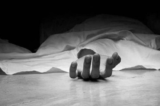 யாழ்ப்பாணத்தில்  வீதியில் பயணித்த ஒருவர் திடீர் மரணம்!