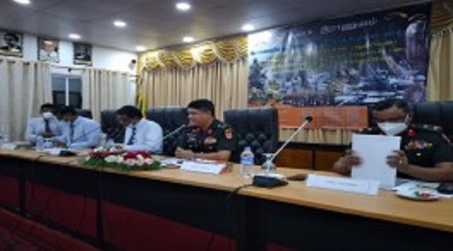 யாழ்.மாவட்டத்தை அபிவிருத்தி செய்வதற்கு தமிழ் இளைஞர்கள் ராணுவத்தில் இணைய முன்வர வேண்டும்! செனரத் பண்டார…