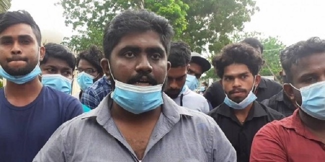 யாழ்.பல்கலையில் தொடரும் போராட்டம்