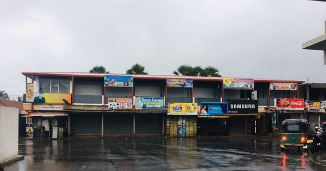 வவுனியா மாவட்டத்தில் முற்றாக முடங்கியது!