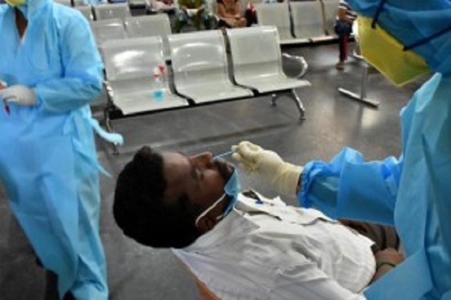 வவுனியா நபருடன் நெருங்கிய தொடர்பிலிருந்த முல்லைத்தீவைச் சேர்ந்தவருக்கு கொரோனா தொற்று!