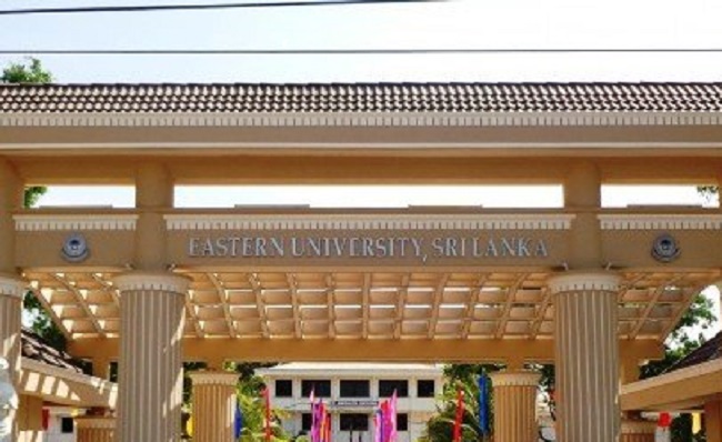 கிழக்கு பல்கலைகழகத்திற்குள் கொரோனா: மாணவிகள் 4 பேருக்கு கொரோனா…!