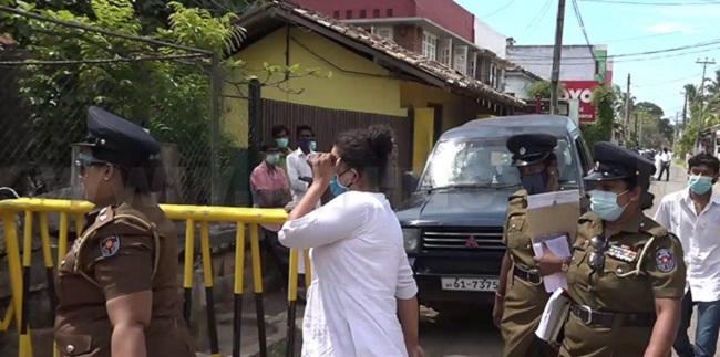 15 வயது சிறுமிகளை விபச்சாரத்தில் ஈடுபடுத்திய குரூர கும்பல் சிக்கியது!