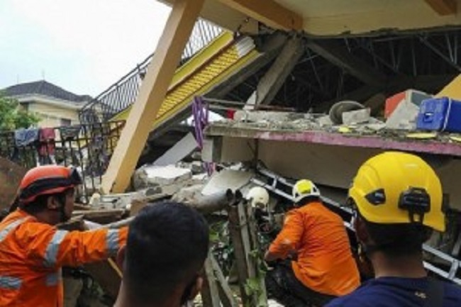 இந்தோனேஷியாவில் பயங்கர நிலநடுக்கம் – பலர் பலி