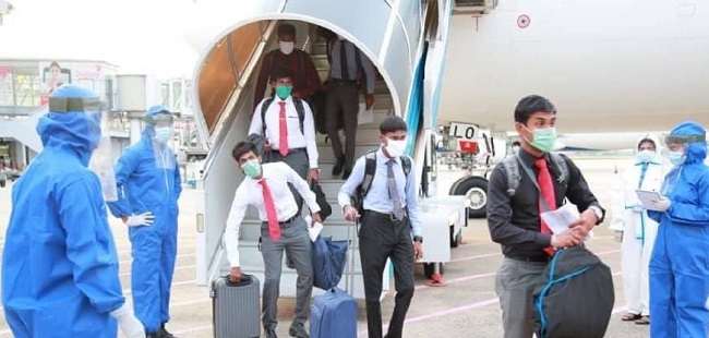 இலங்கைக்குள் வர இந்த நாட்டின் சுற்றுலாப் பயணிகளுக்கு தடை!