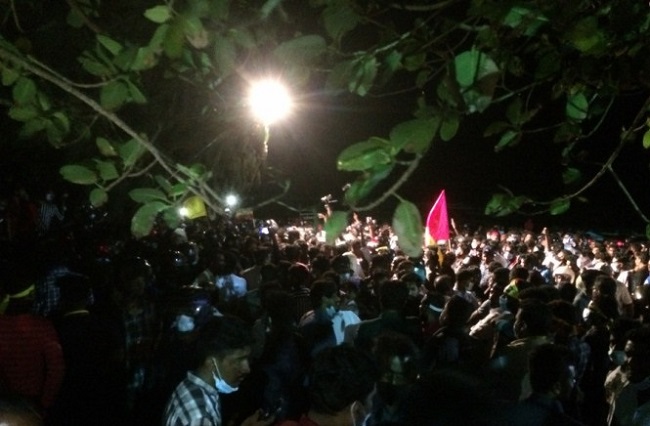 பல்லாயிரக்கணக்கான மக்களின் ஆதரவுடன் வெற்றிபெற்றது எழுச்சிப் பேரணி….