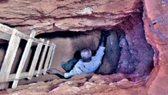 கண்டியில் கண்டுபிடிக்கப்பட்ட மர்மமான நிலக்கீழ் பதுங்கு குழி