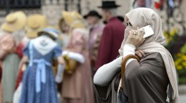 புர்கா தடைக்கு ஆதரவு தெரிவித்த சுவிஸ் மக்கள்