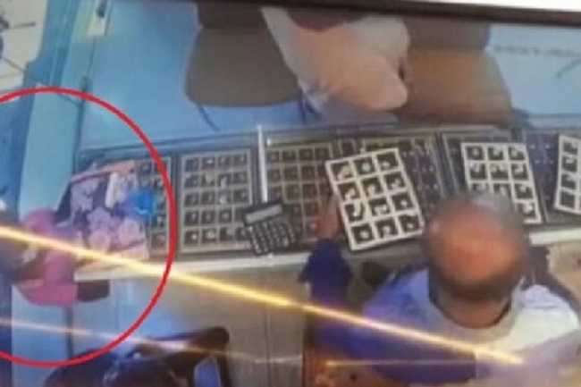 குருநாகல் பகுதியில் சிறு குழந்தையை பயன்படுத்தி கொள்ளையிட்ட பெண்! வெளியான தகவல்!