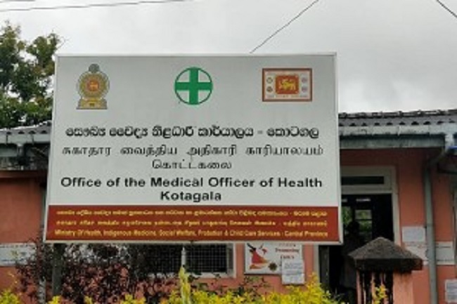 ஆசிரியை உட்பட 10 பேருக்கு கொரோனா தொற்று!