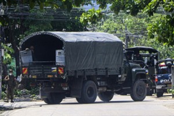 மியான்மாரில் தொடரும் கொடூரம்!