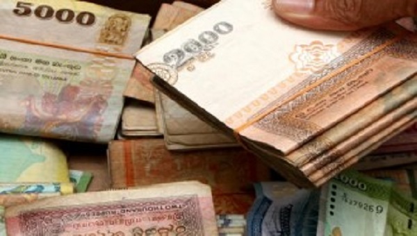 5000 ரூபாய் கொடுப்பனவு பெற தகுதியுடை குடும்பங்கள் எவை?