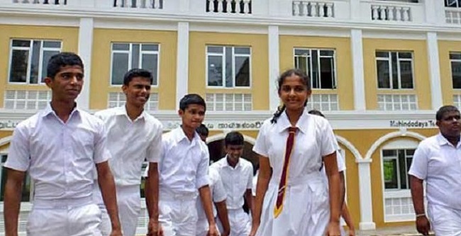 பாடசாலைகளை மூடுவது குறித்து முடிவு எட்டப்படவில்லை